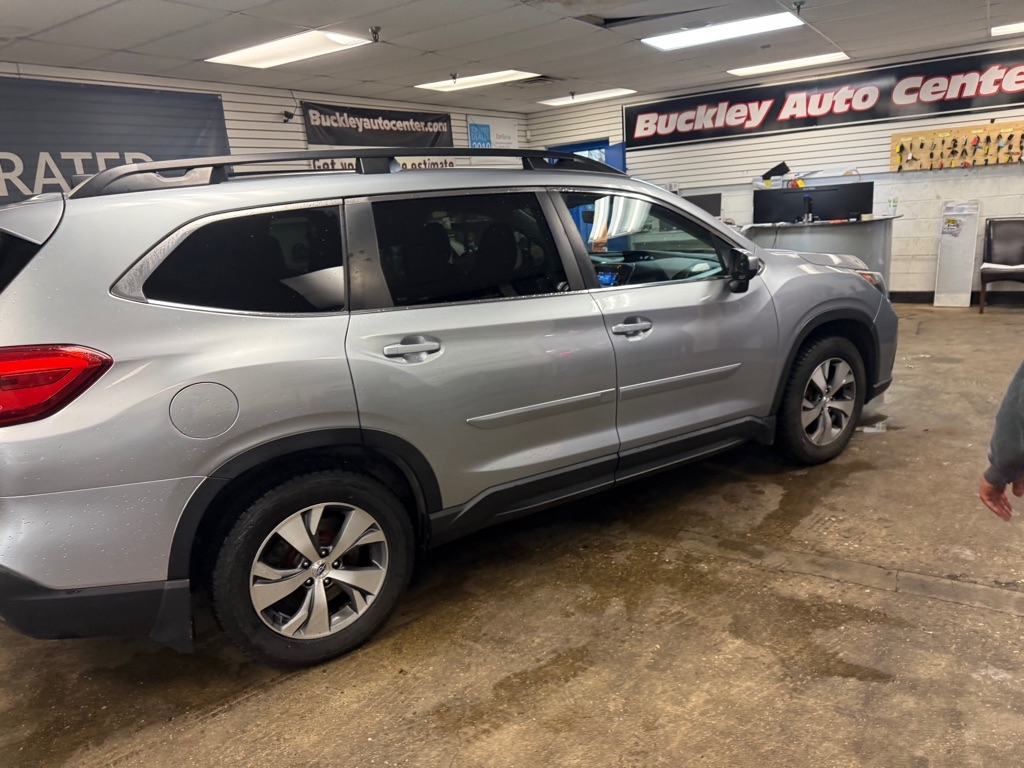 Subaru Ascent Premium 8-Passenger 2019