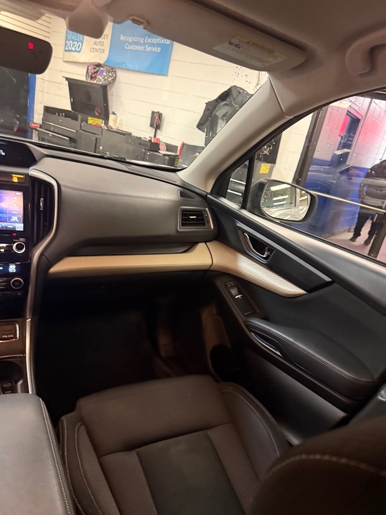 Subaru Ascent Premium 8-Passenger 2019