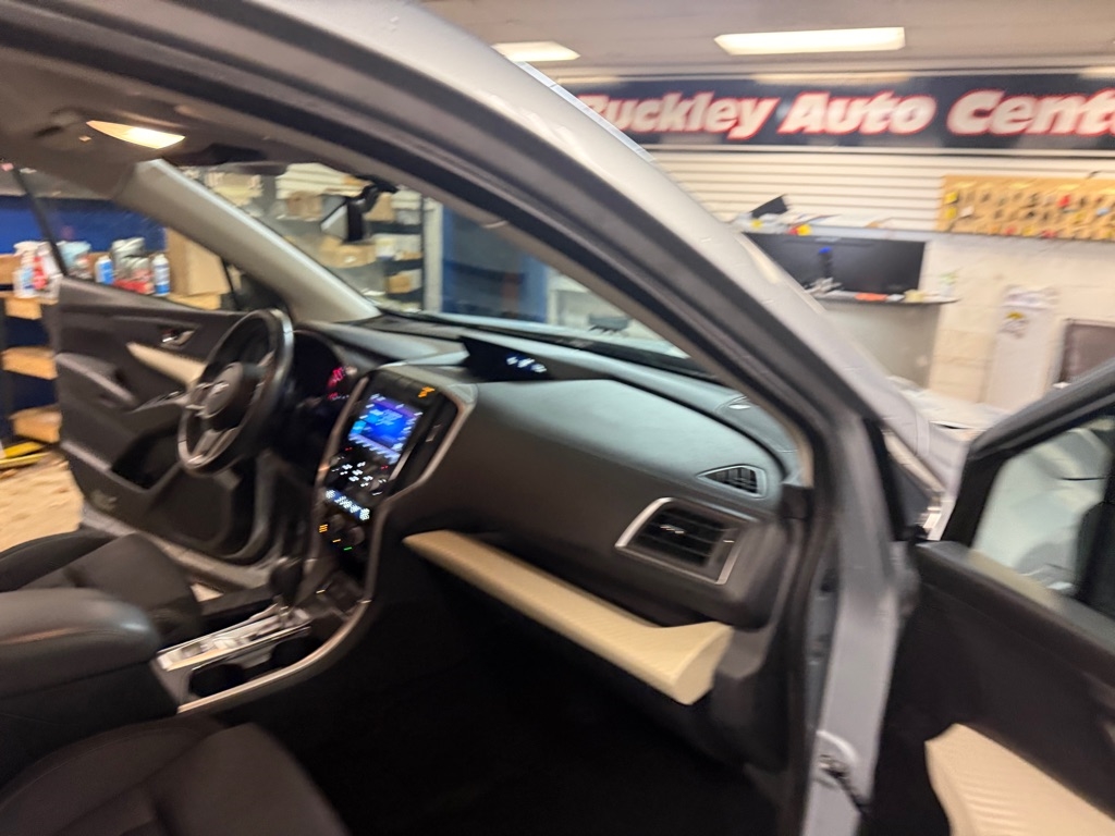 Subaru Ascent Premium 8-Passenger 2019