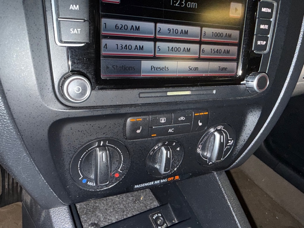 Volkswagen Jetta SE PZEV 2011