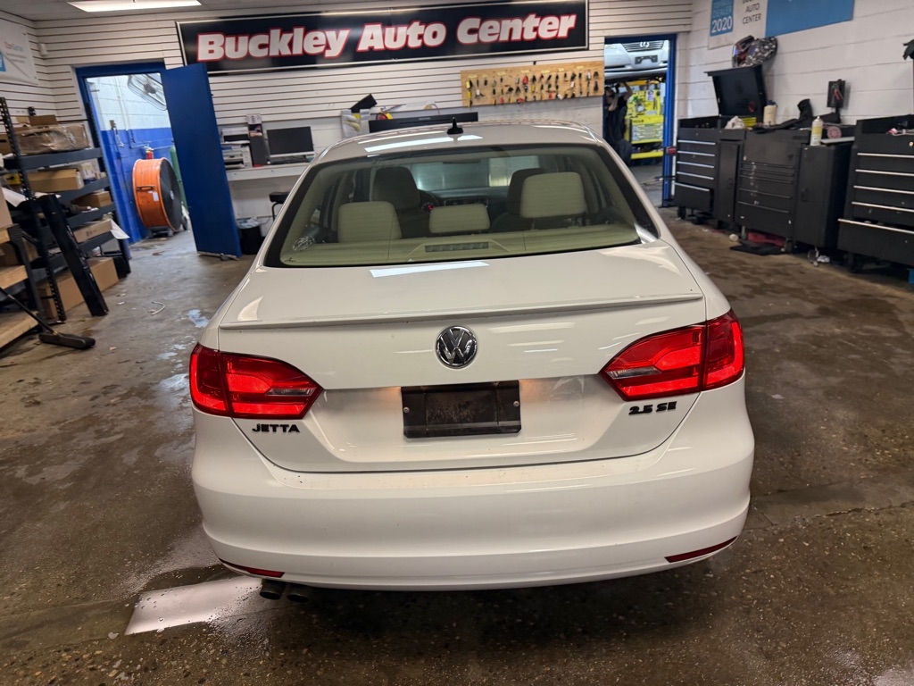Volkswagen Jetta SE PZEV 2011