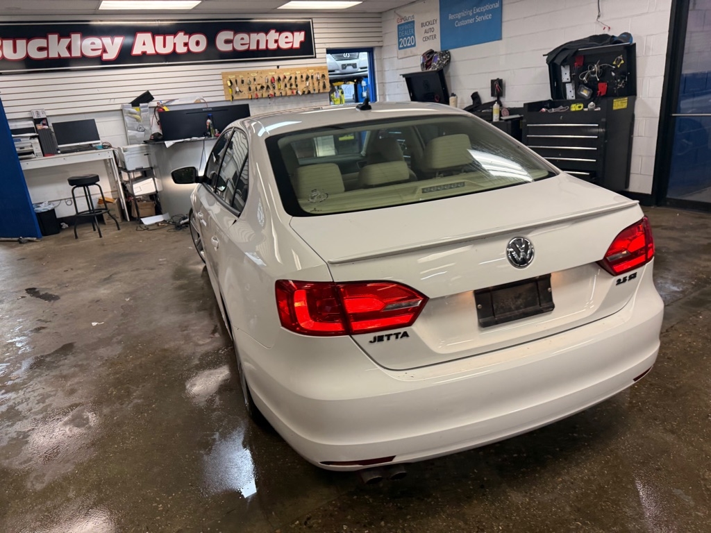 Volkswagen Jetta SE PZEV 2011