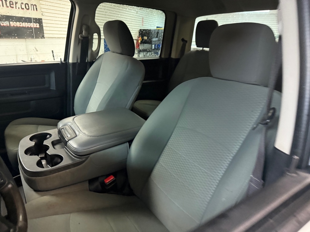 RAM 3500 Tradesman Crew Cab 4WD 2017