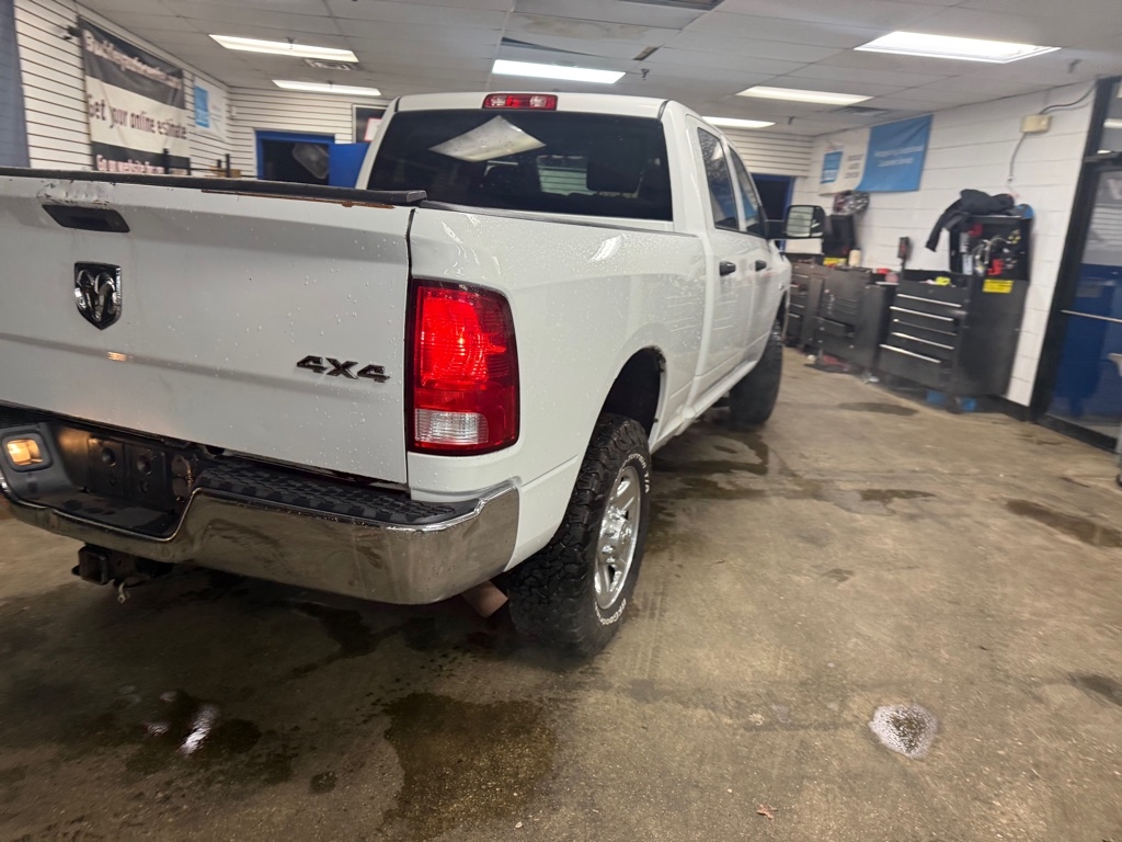 RAM 3500 Tradesman Crew Cab 4WD 2017
