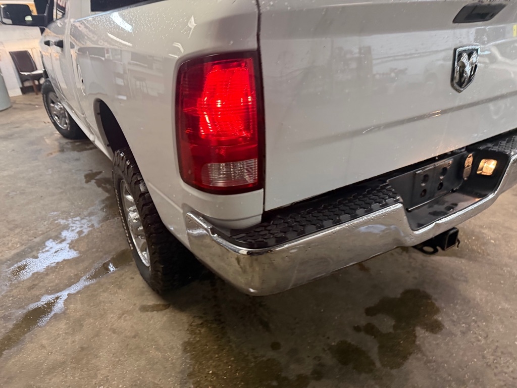 RAM 3500 Tradesman Crew Cab 4WD 2017