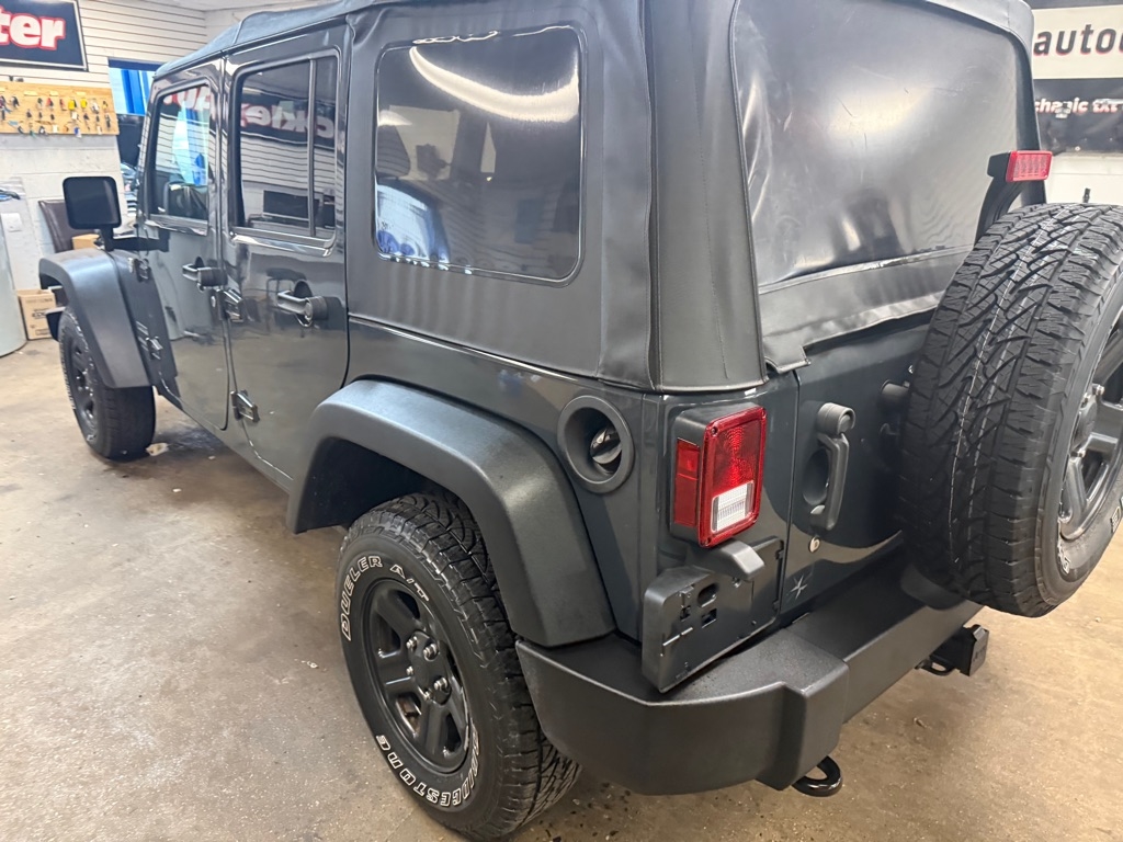 Jeep Wrangler Unlimited Sport 4WD 2017