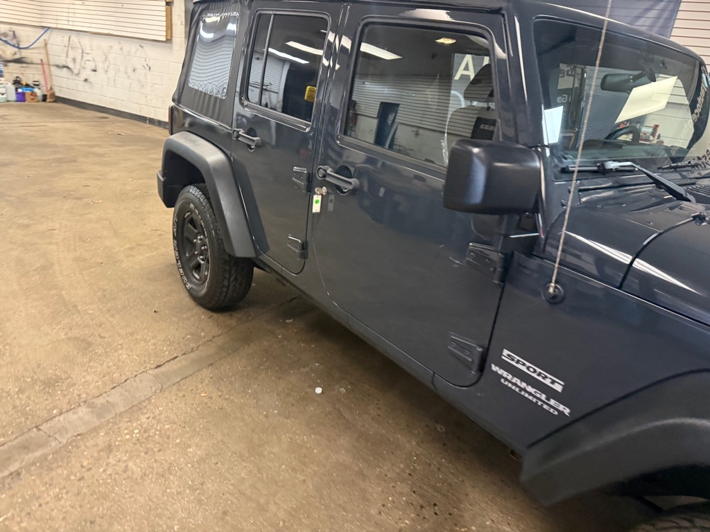 Jeep Wrangler Unlimited Sport 4WD 2017