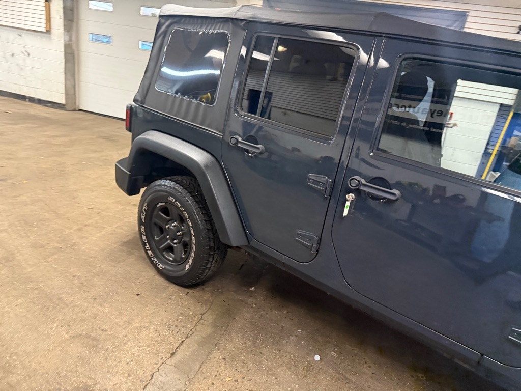 Jeep Wrangler Unlimited Sport 4WD 2017