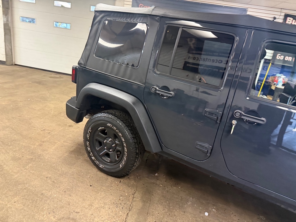 Jeep Wrangler Unlimited Sport 4WD 2017