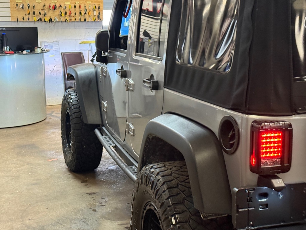 Jeep Wrangler JK Unlimited Sport 4WD 2018