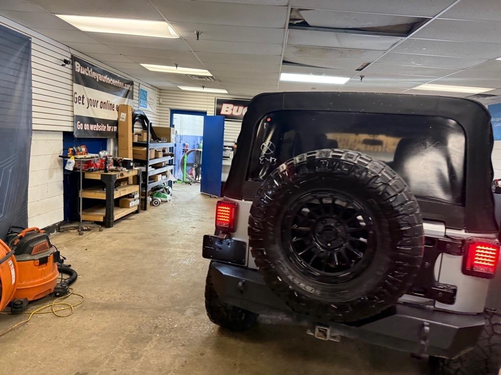 Jeep Wrangler JK Unlimited Sport 4WD 2018