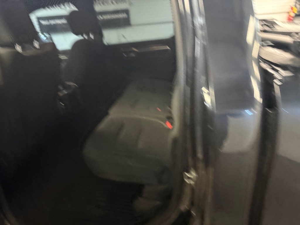 RAM 1500 Big Horn Crew Cab SWB 4WD 2019