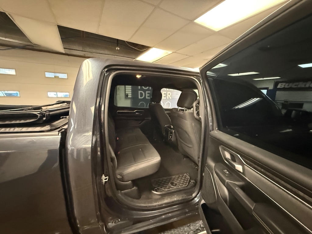RAM 1500 Big Horn Crew Cab SWB 4WD 2019
