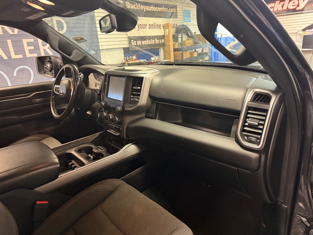 RAM 1500 Big Horn Crew Cab SWB 4WD 2019