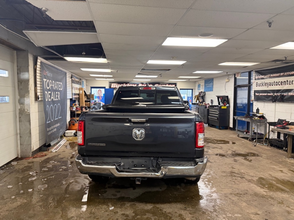 RAM 1500 Big Horn Crew Cab SWB 4WD 2019
