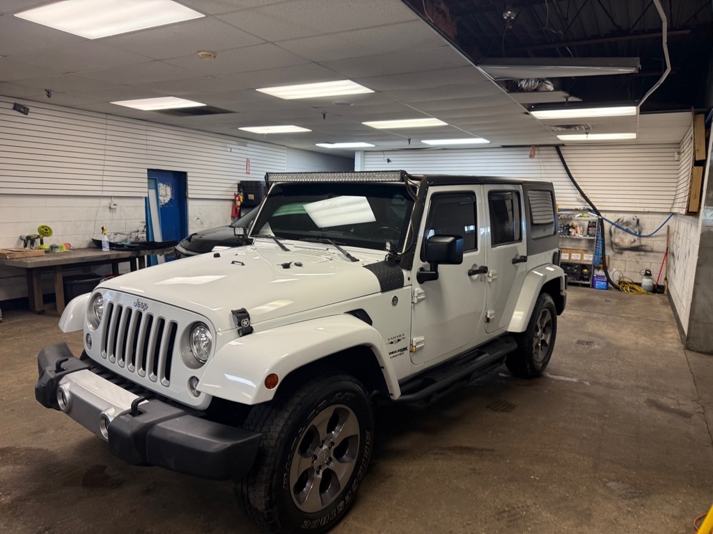 Jeep Wrangler JK Unlimited Sahara 4WD 2018