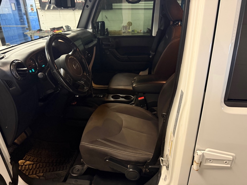 Jeep Wrangler JK Unlimited Sahara 4WD 2018