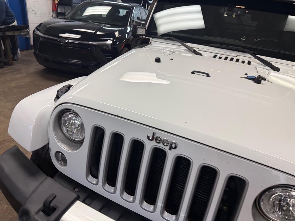 2018 Jeep Wrangler JK Unlimited Sahara - Photo 19