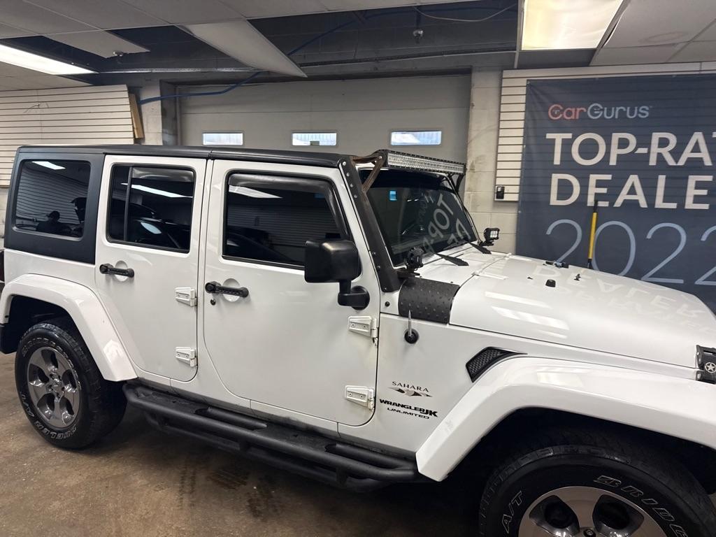 2018 Jeep Wrangler JK Unlimited Sahara - Photo 24