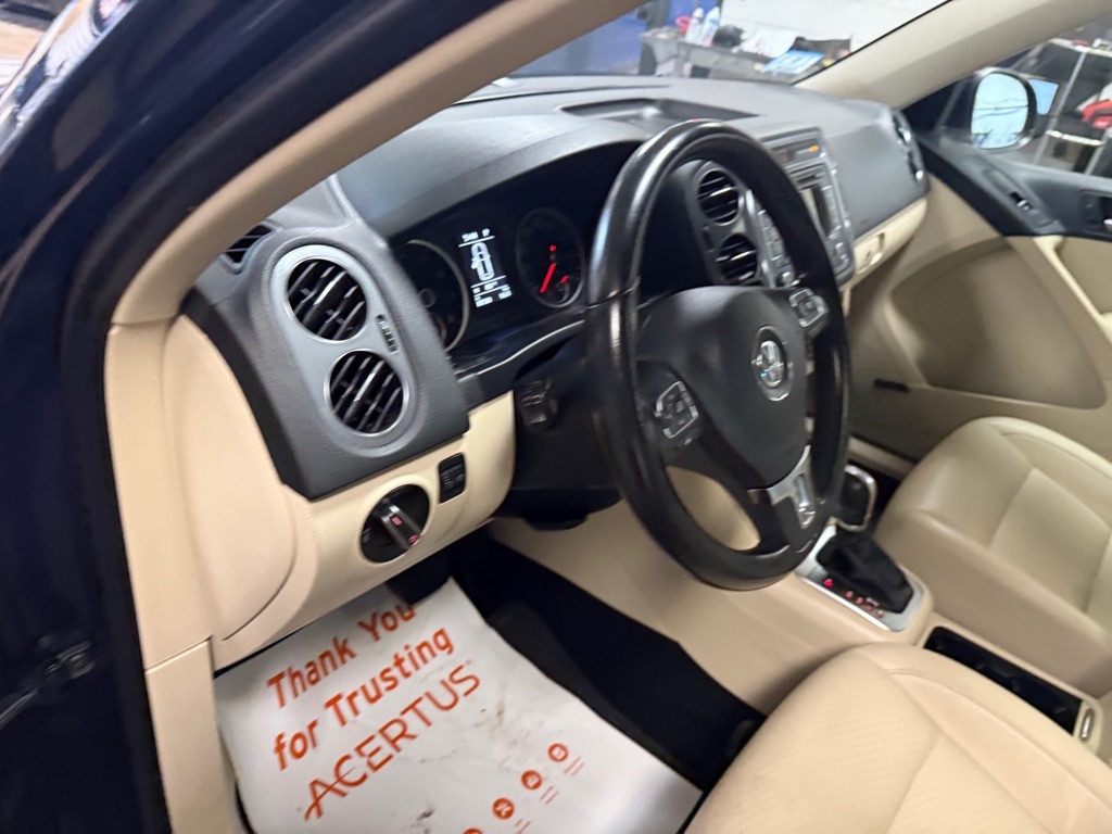 Volkswagen Tiguan SEL 4Motion 2015