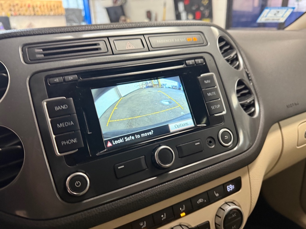 Volkswagen Tiguan SEL 4Motion 2015