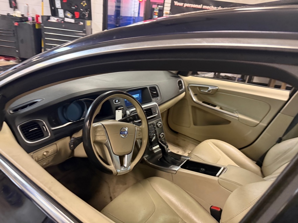 Volvo S60 2.5 Premier 4WD 2016