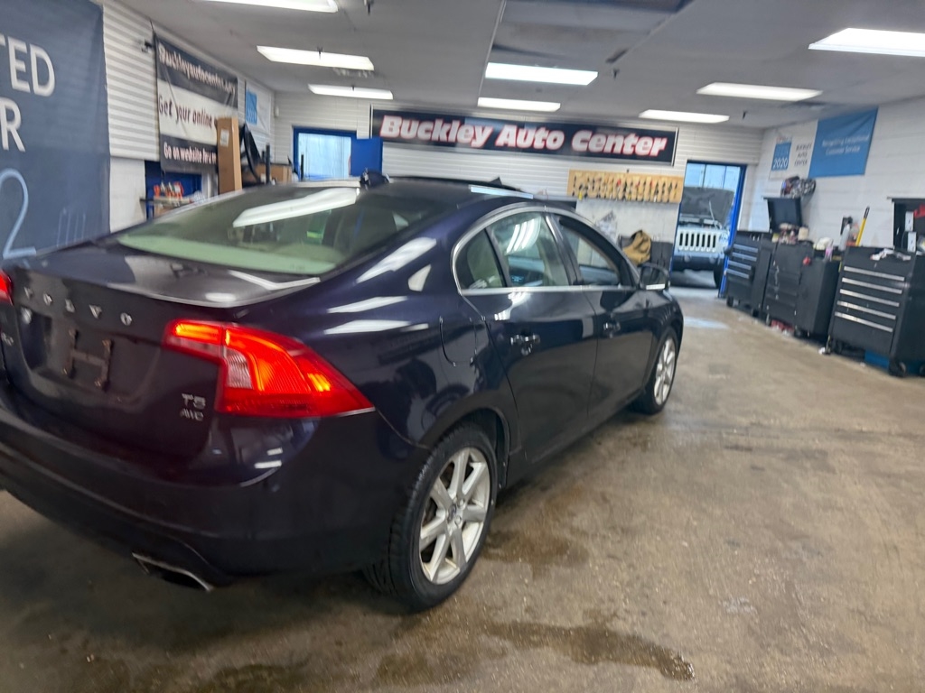 Volvo S60 2.5 Premier 4WD 2016