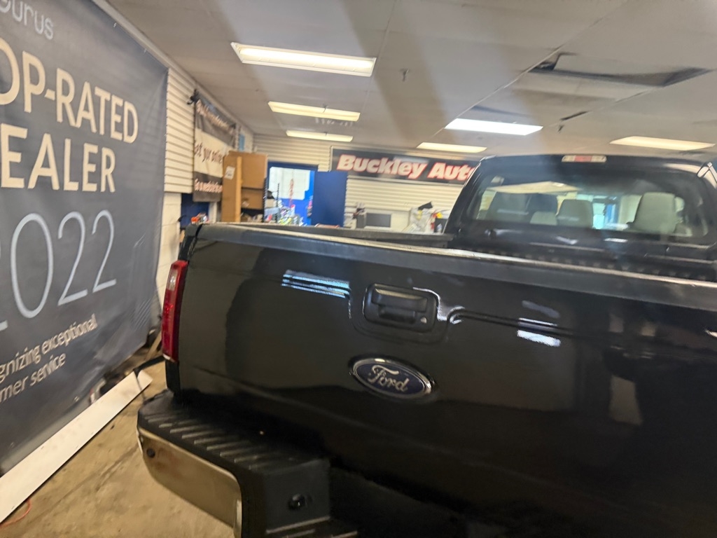 Ford F-250 SD Cabela Crew Cab Long Bed 4WD 2014