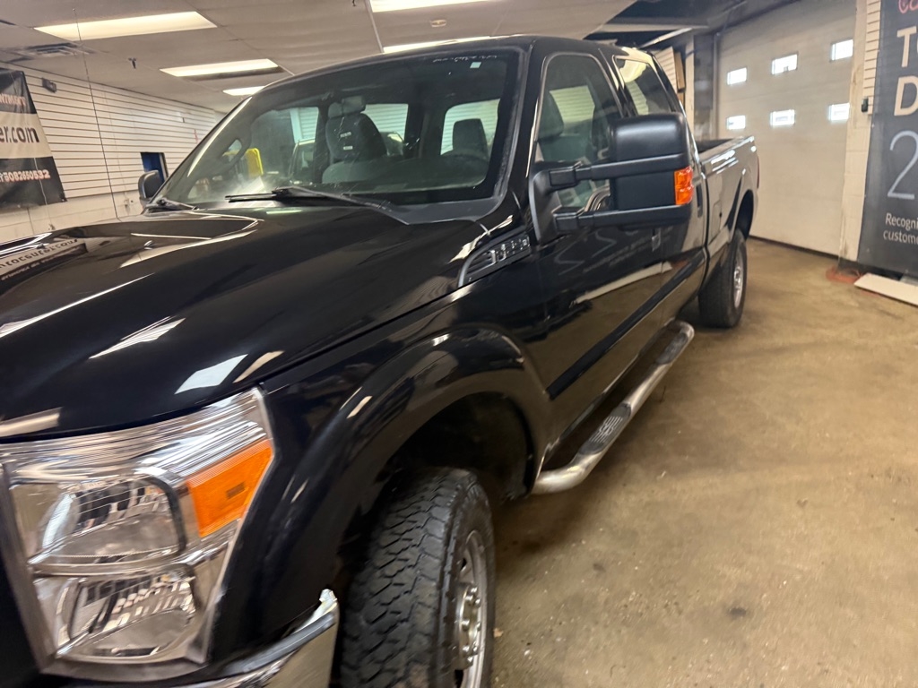 Ford F-250 SD Cabela Crew Cab Long Bed 4WD 2014