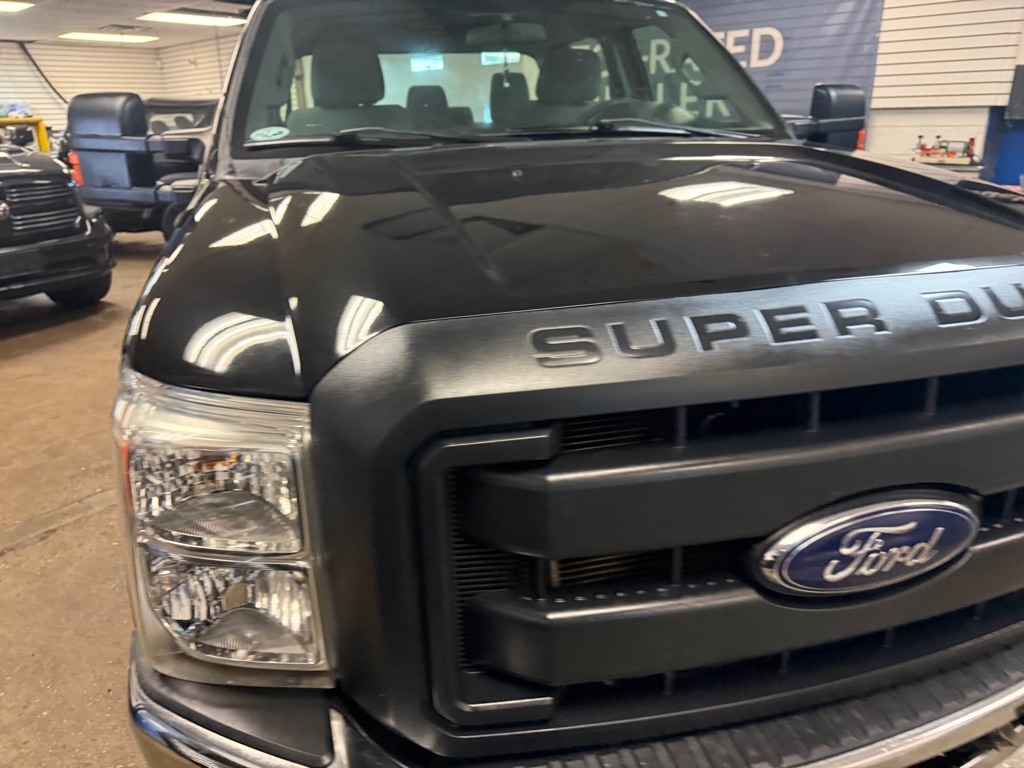 Ford F-250 SD Cabela Crew Cab Long Bed 4WD 2014