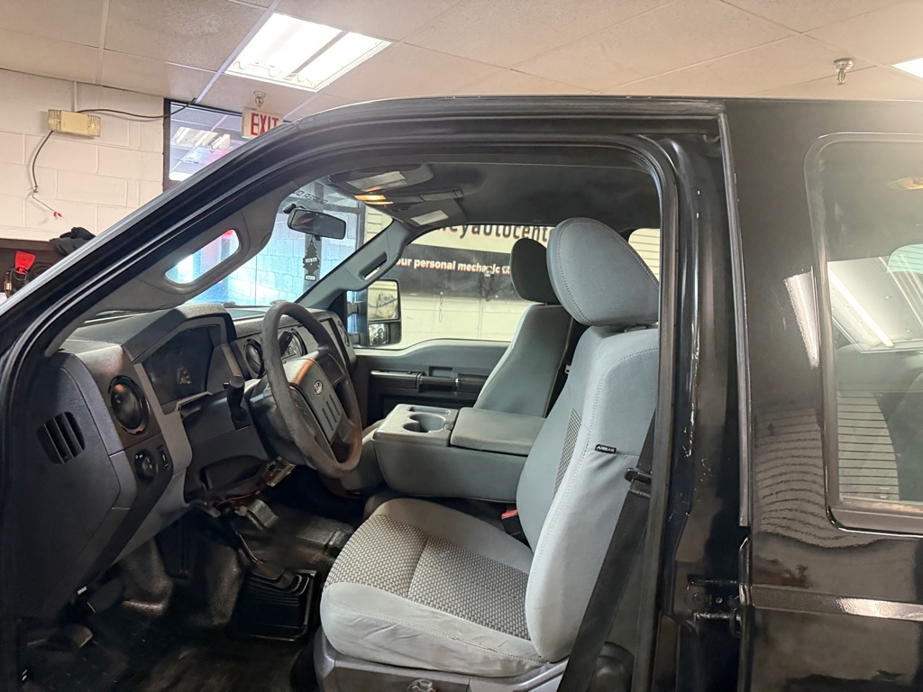 Ford F-250 SD Cabela Crew Cab Long Bed 4WD 2014