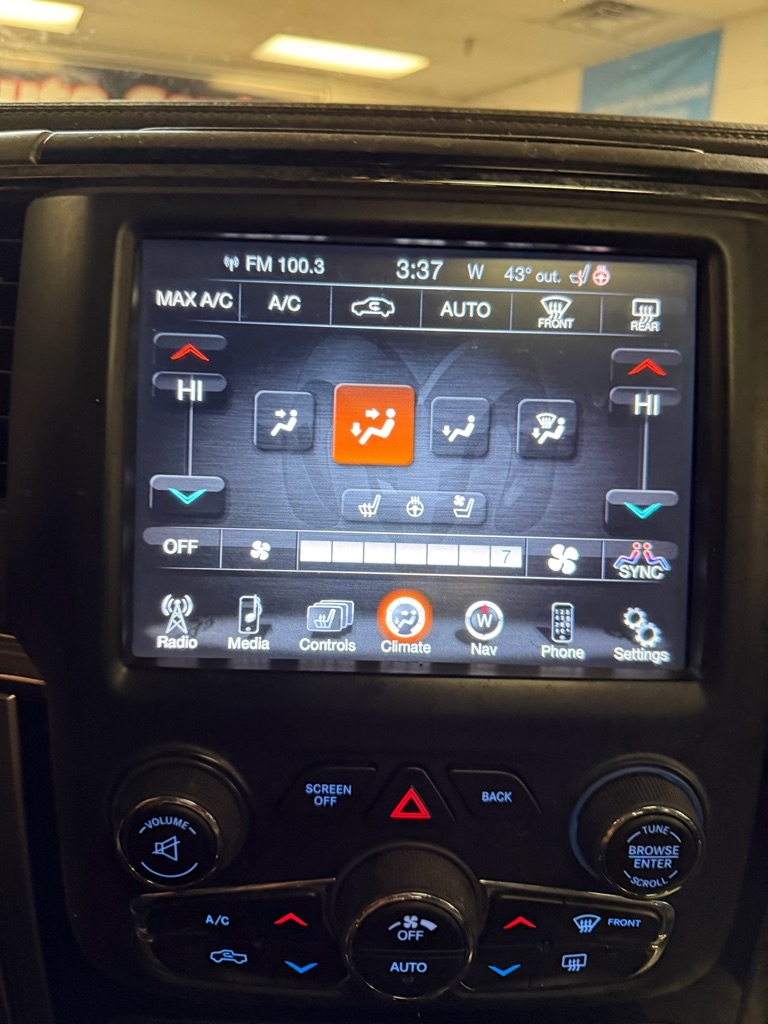 RAM 1500 Sport Crew Cab SWB 4WD 2013