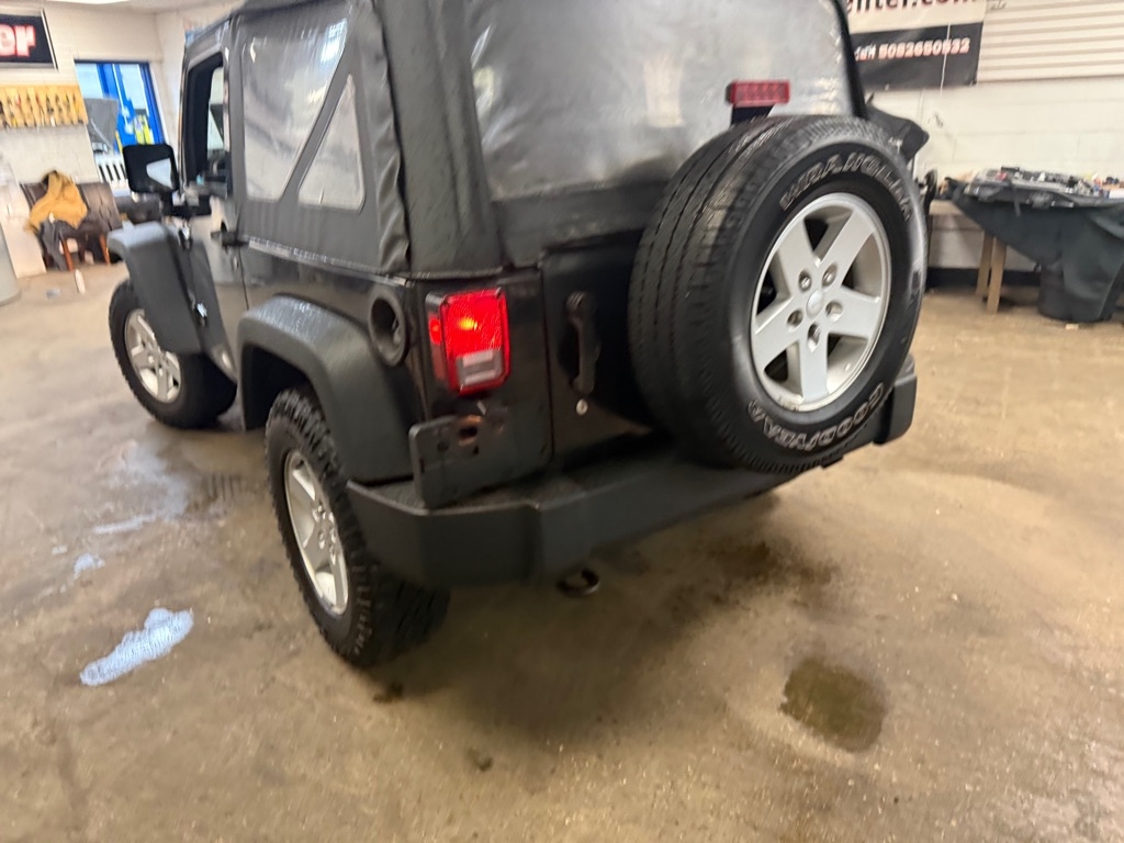 Jeep Wrangler Sport 4WD 2015