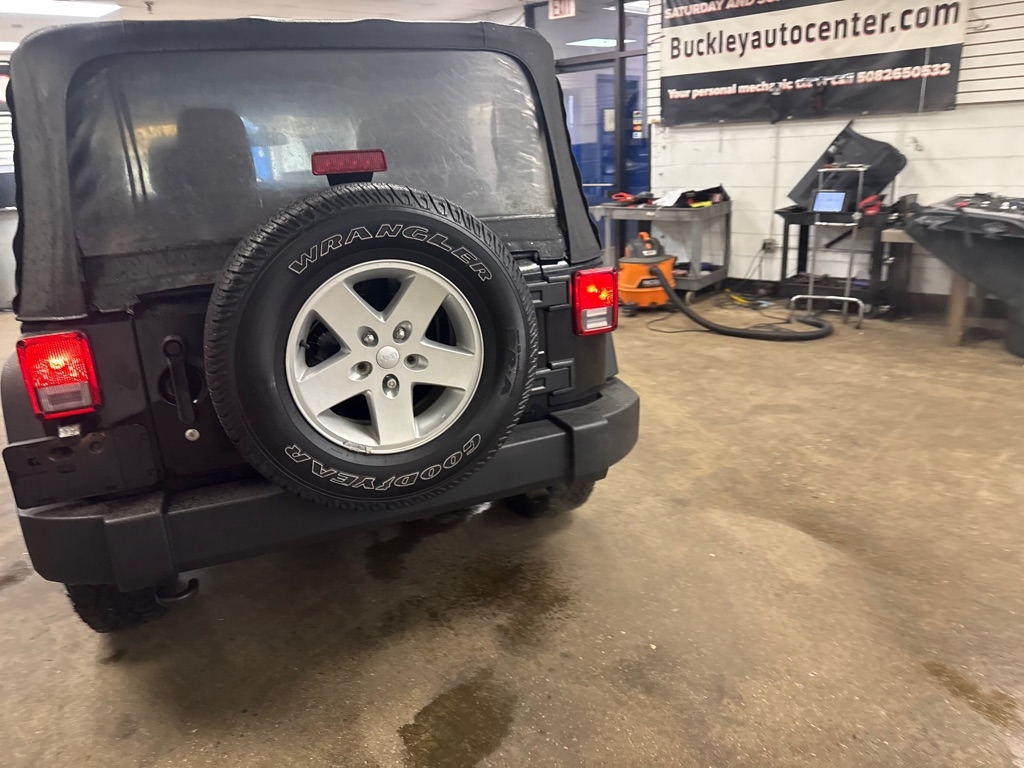 Jeep Wrangler Sport 4WD 2015