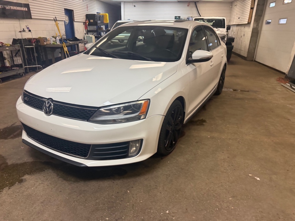 Volkswagen Jetta 2.0T GLI 2013