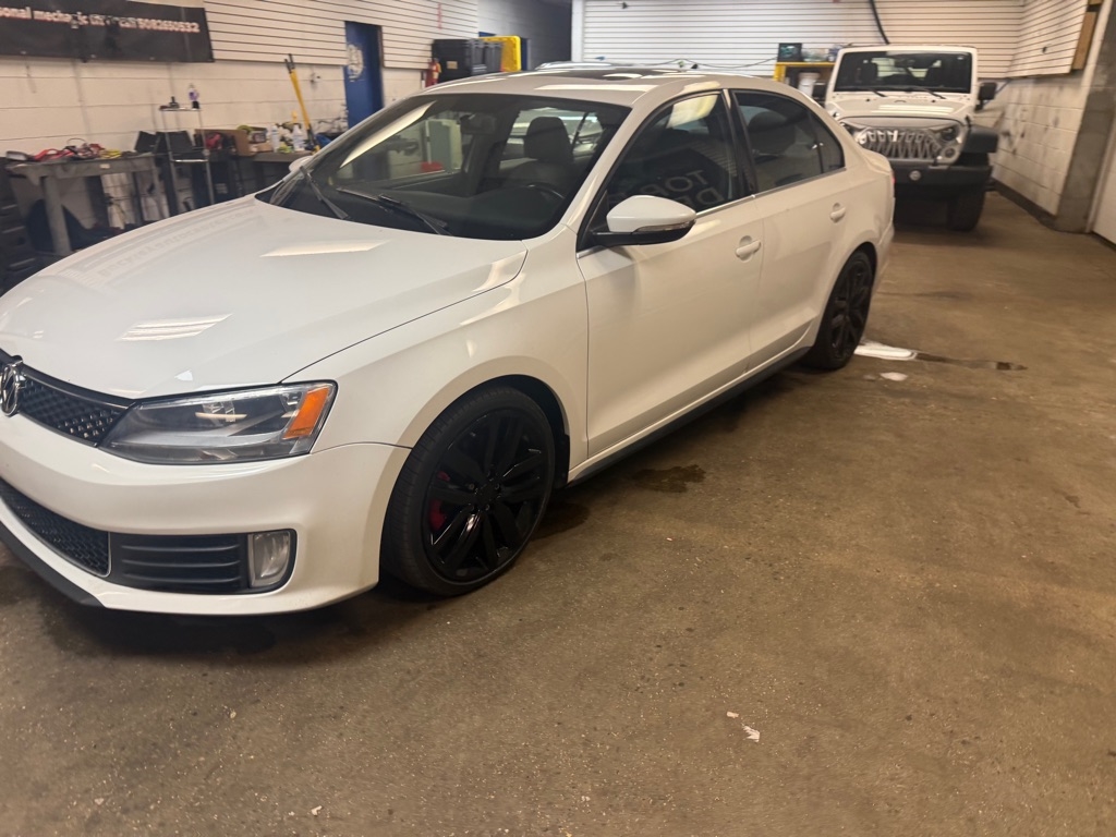 Volkswagen Jetta 2.0T GLI 2013