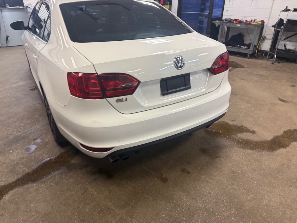 Volkswagen Jetta 2.0T GLI 2013