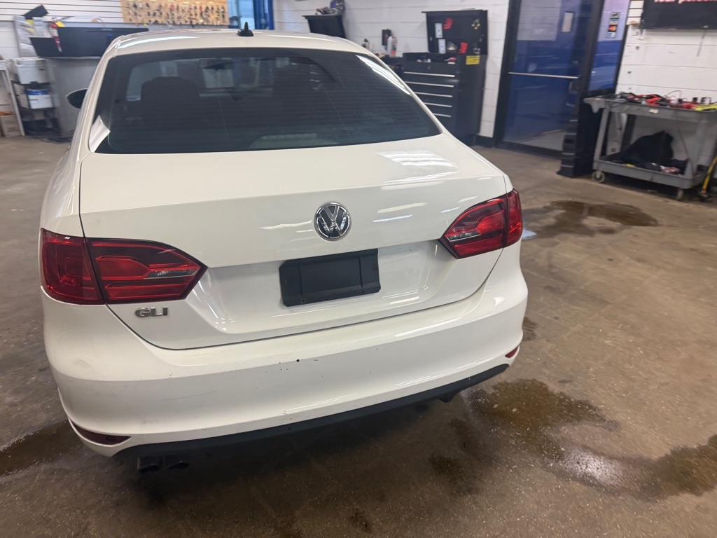 Volkswagen Jetta 2.0T GLI 2013