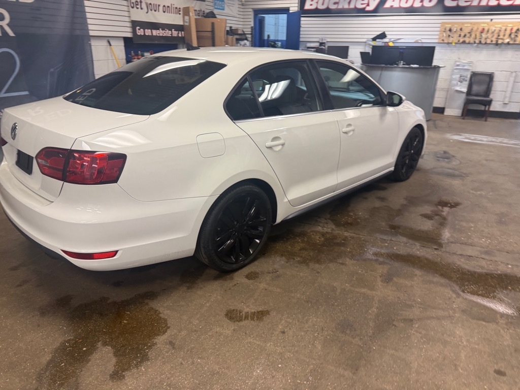 Volkswagen Jetta 2.0T GLI 2013