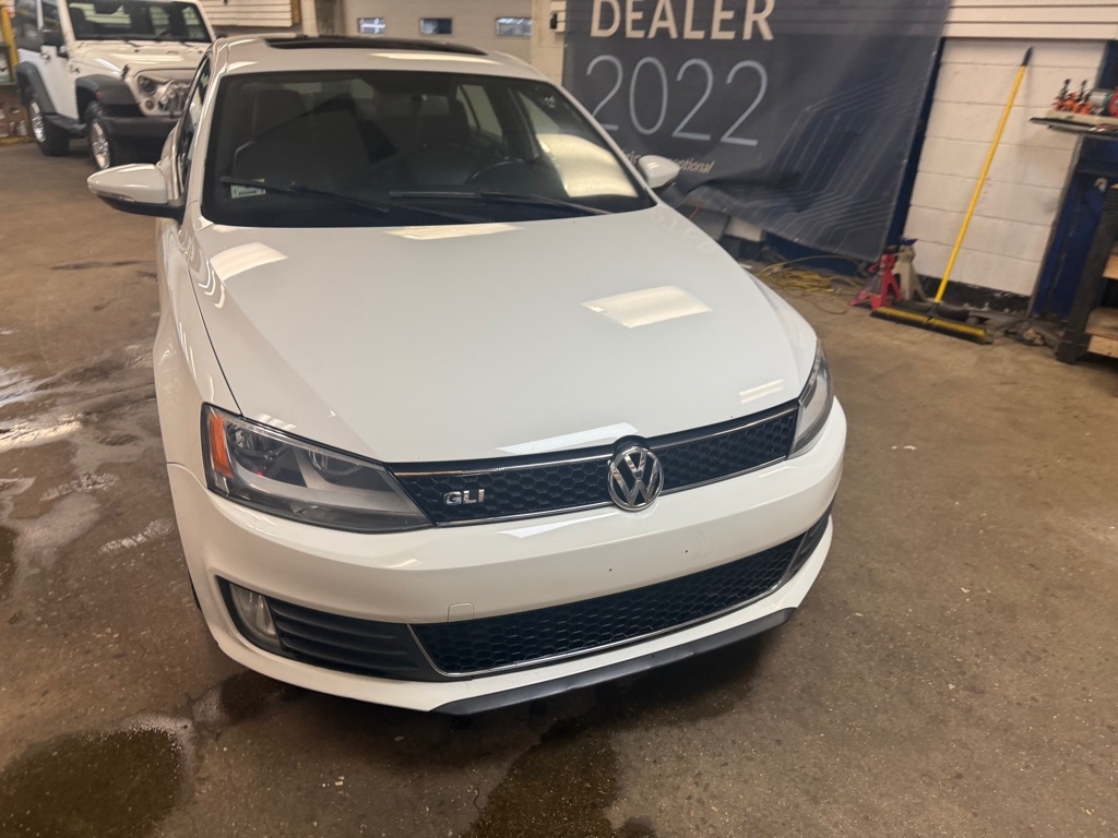 Volkswagen Jetta 2.0T GLI 2013