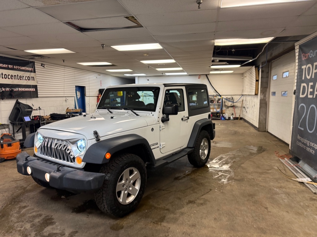 Jeep Wrangler Sport 4WD 2016