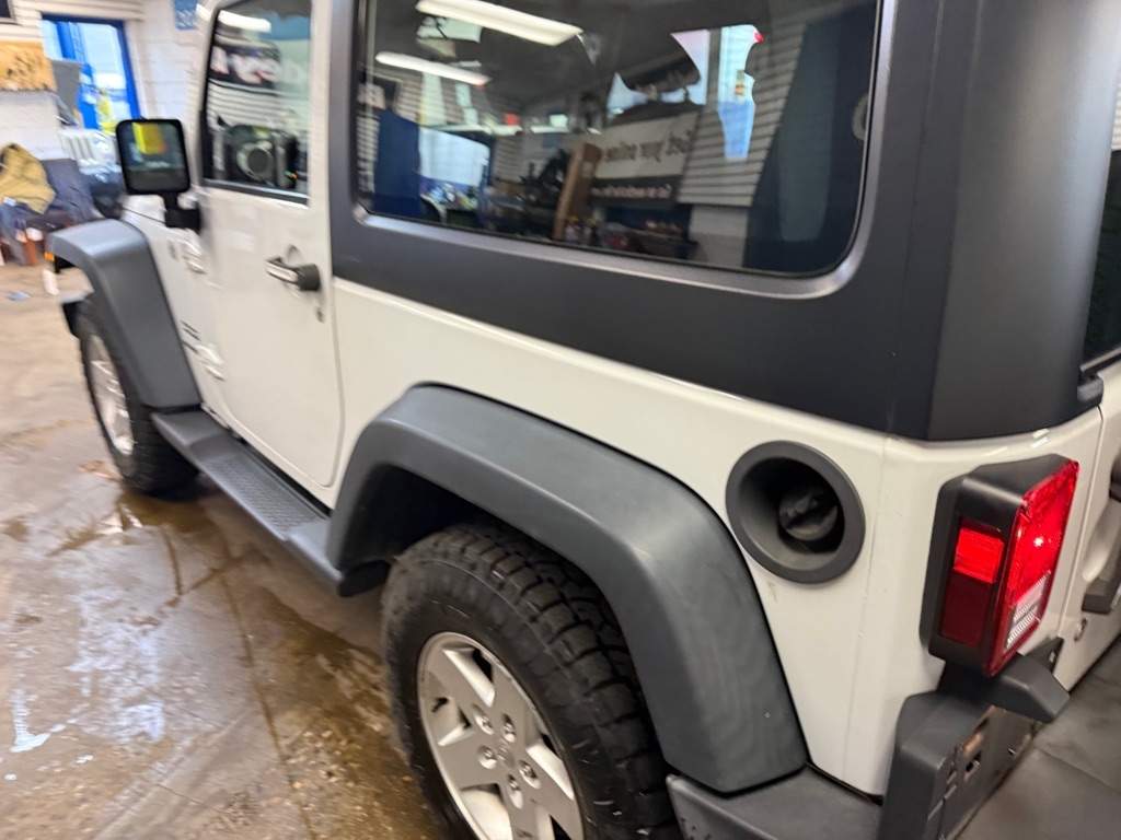 Jeep Wrangler Sport 4WD 2016