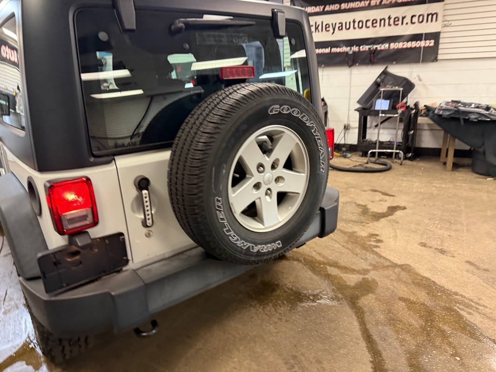 Jeep Wrangler Sport 4WD 2016