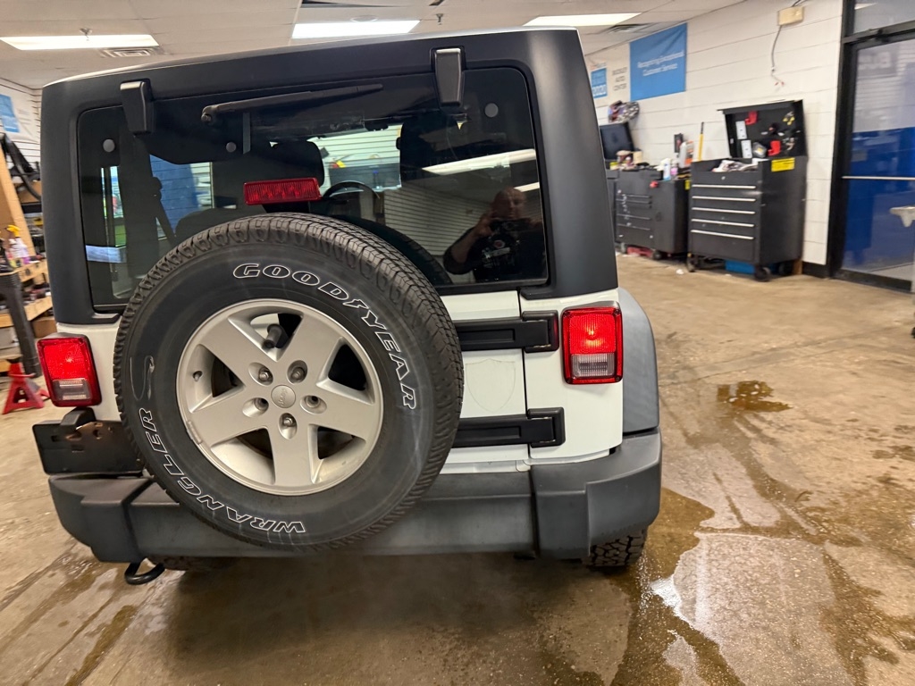 Jeep Wrangler Sport 4WD 2016