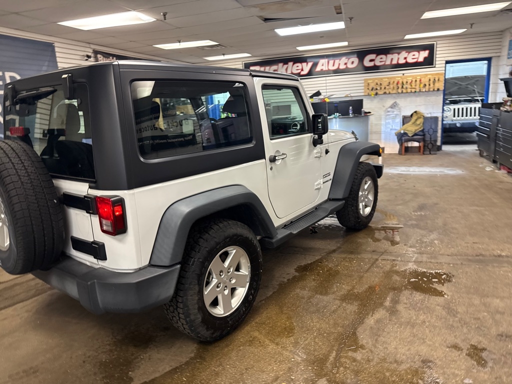 Jeep Wrangler Sport 4WD 2016