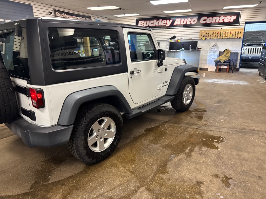 Jeep Wrangler Sport 4WD 2016