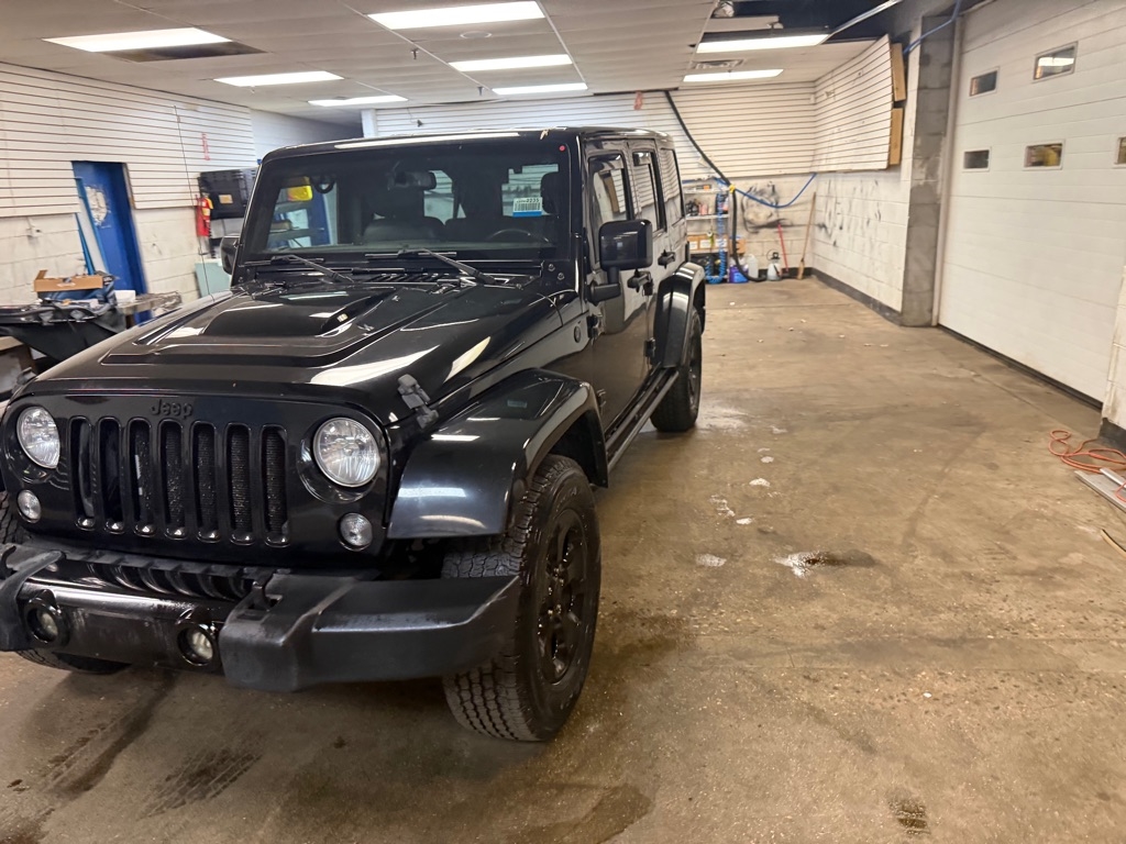 Jeep Wrangler Unlimited Sahara 4WD 2015