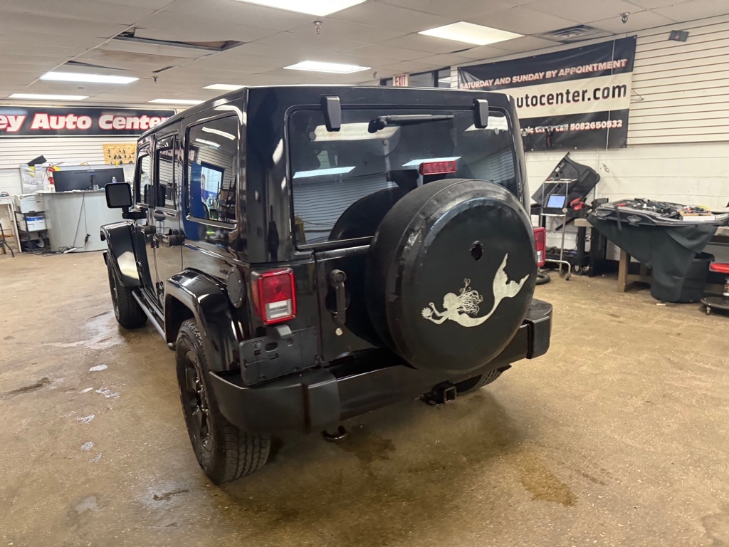 Jeep Wrangler Unlimited Sahara 4WD 2015