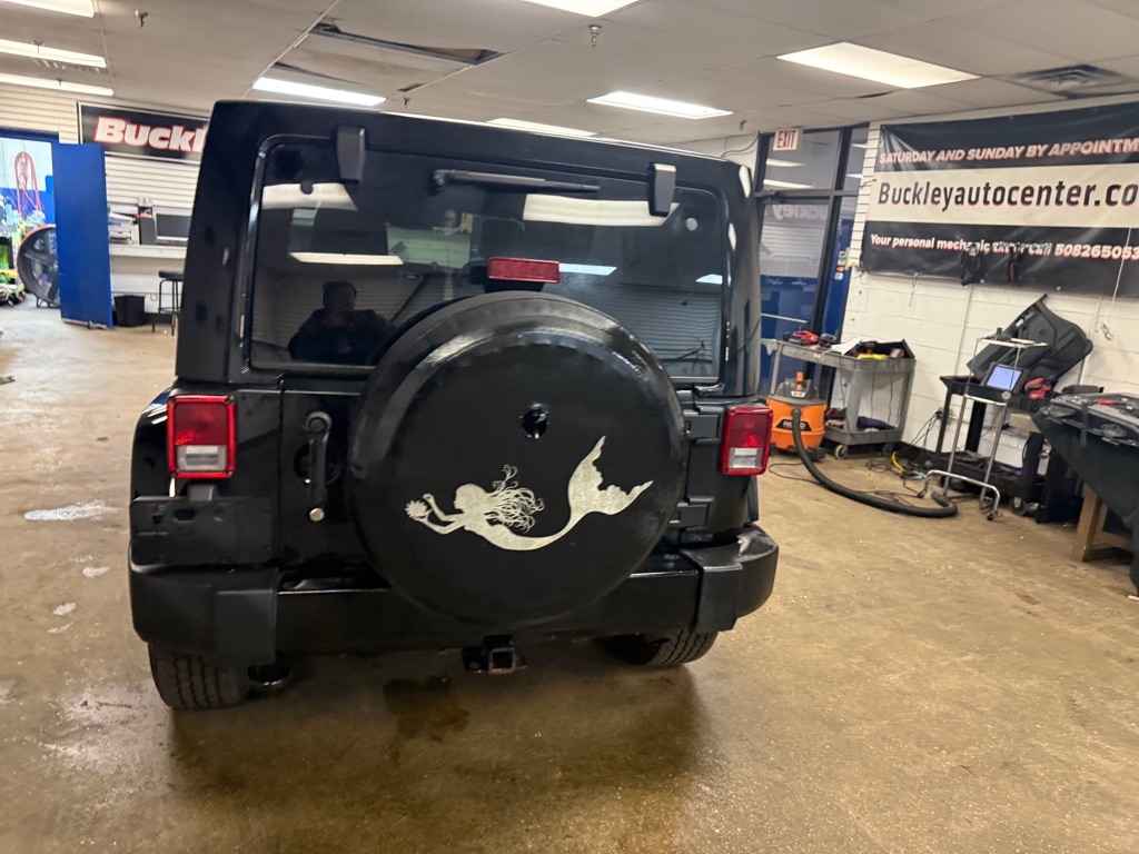 Jeep Wrangler Unlimited Sahara 4WD 2015