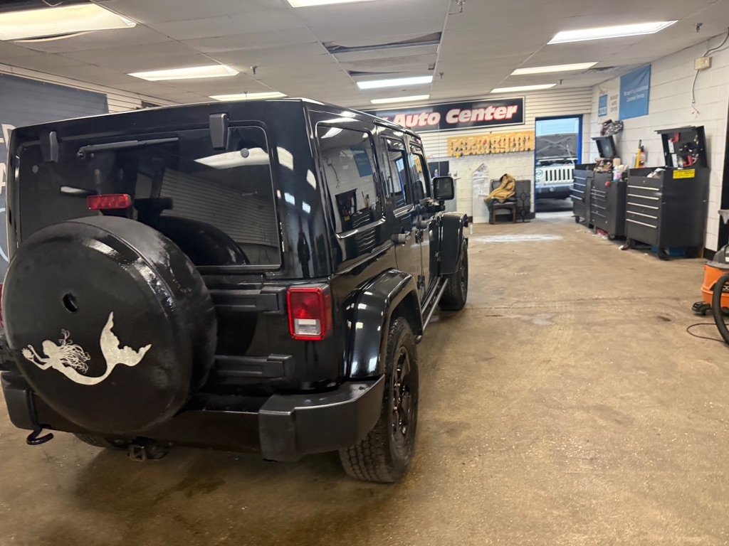 Jeep Wrangler Unlimited Sahara 4WD 2015
